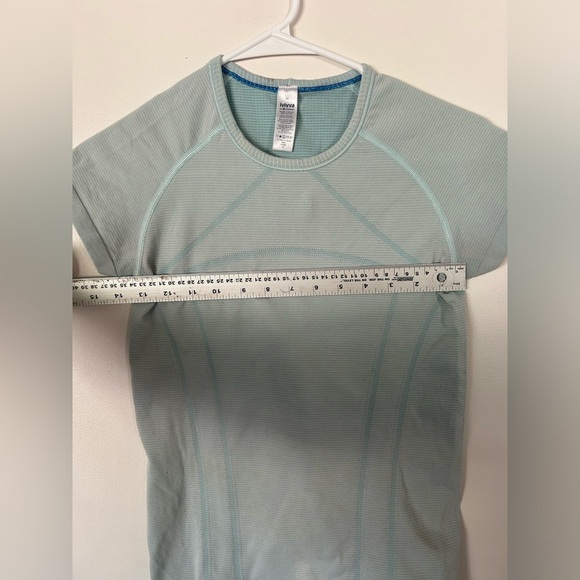 Girls’ Ivivva Blue Exercise Tshirt Size 14 - Picture 5 of 7